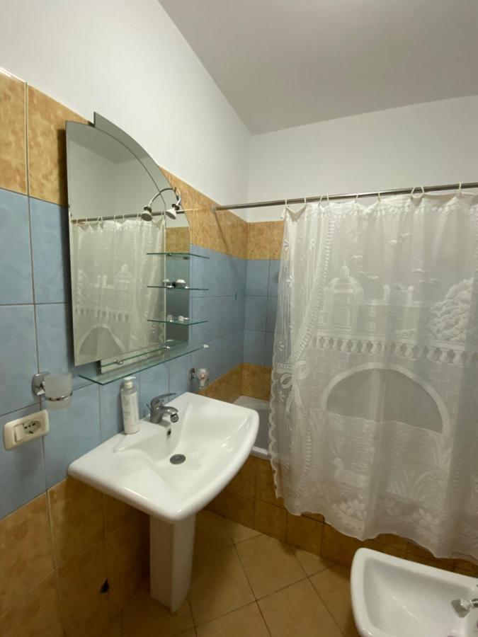 ساراندا Noar Apartment المظهر الخارجي الصورة